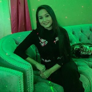 Meet your Posher, Stella